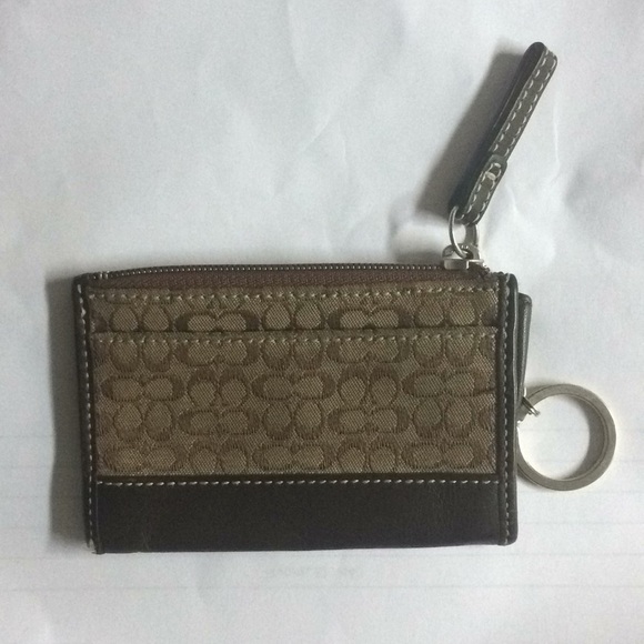 ! Coach coin purse/tiny wallet - Picture 2 of 5